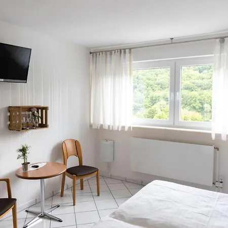 Weinhaus Henerichs Inn